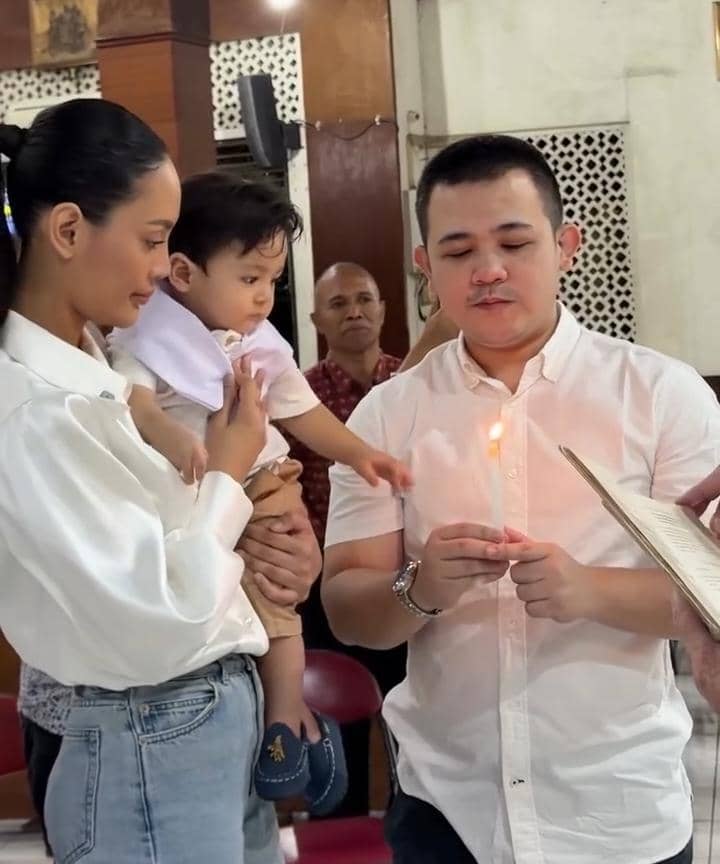Andrew memiliki nama baptis Leonardus