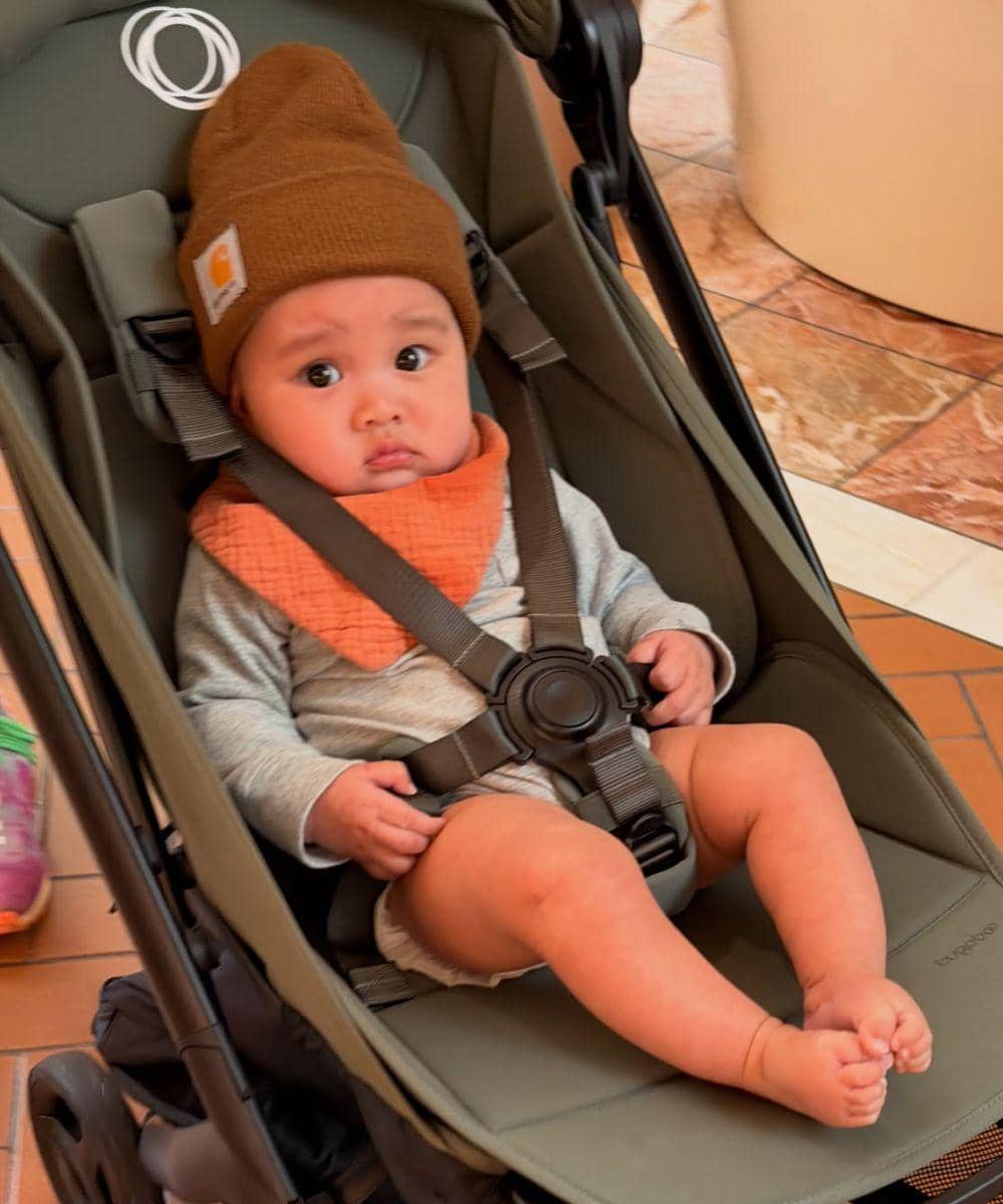 Outfit Baby Arya sukses mencuri perhatian