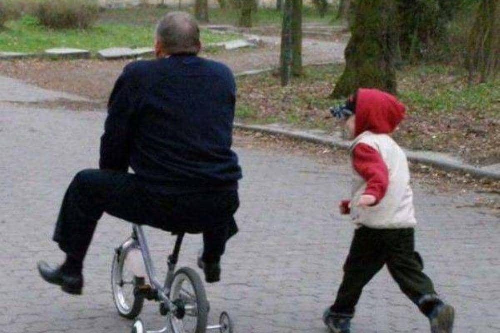 Karena bapak juga butuh me time sambil main sepeda
