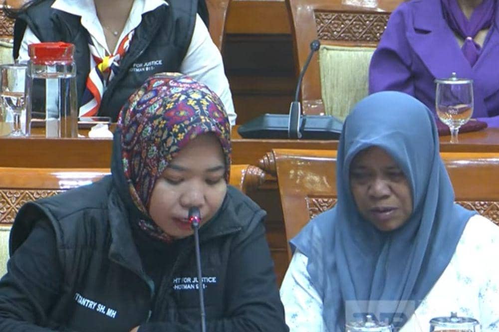ibu korban bakar ponpes
