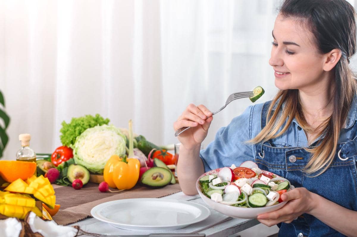 7 Cara Jaga Makan Selama 3 Bulan agar Sel Telur Bagus!