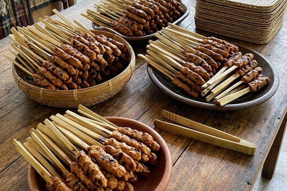 Sate pusut