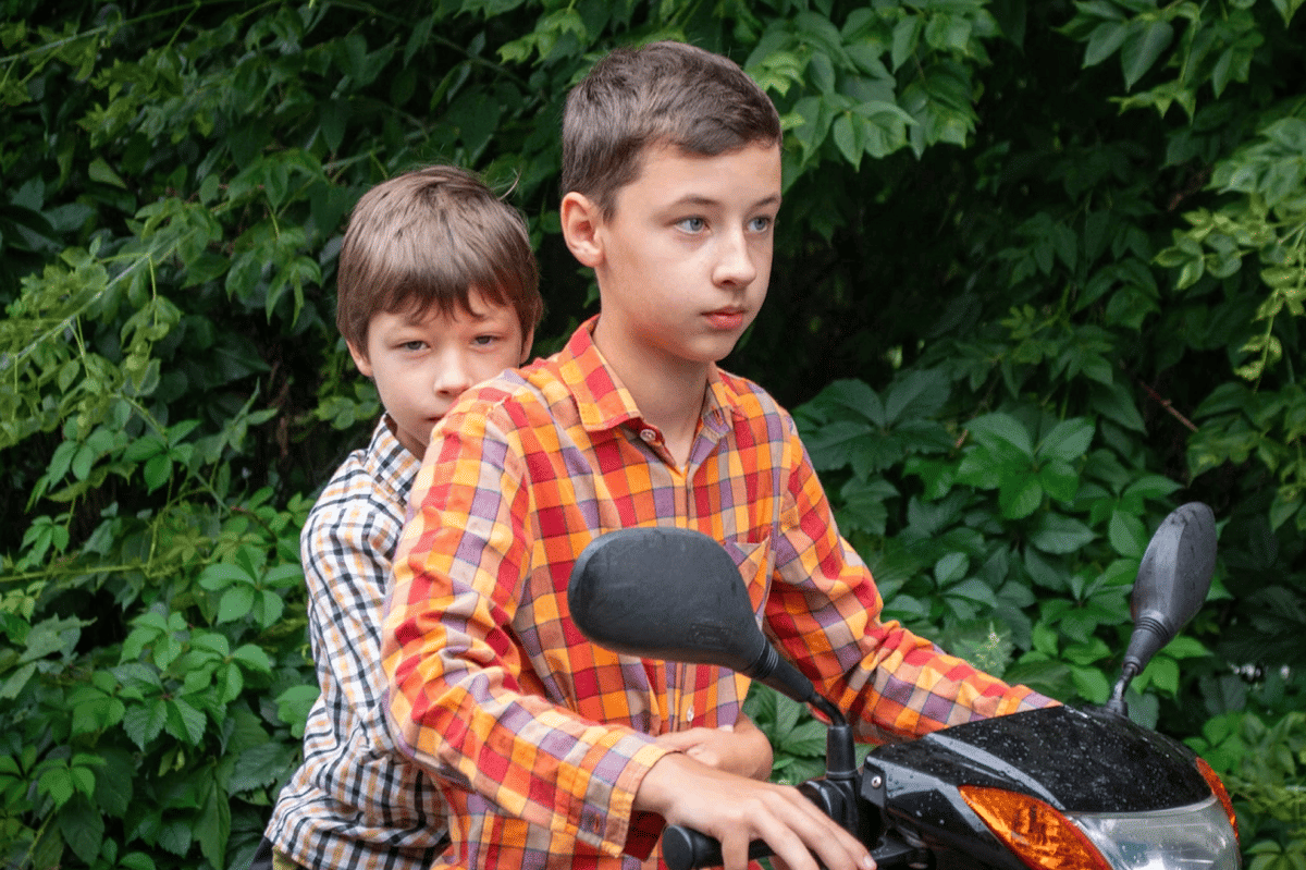 Bahaya Anak di Bawah Umur Mengendarai Motor, Orangtua Perlu Waspada!