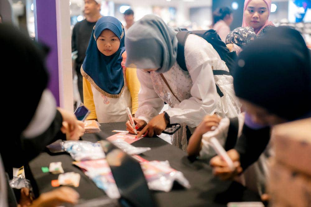 Ada zona eksplorasi untuk anak, daftar di sini!
