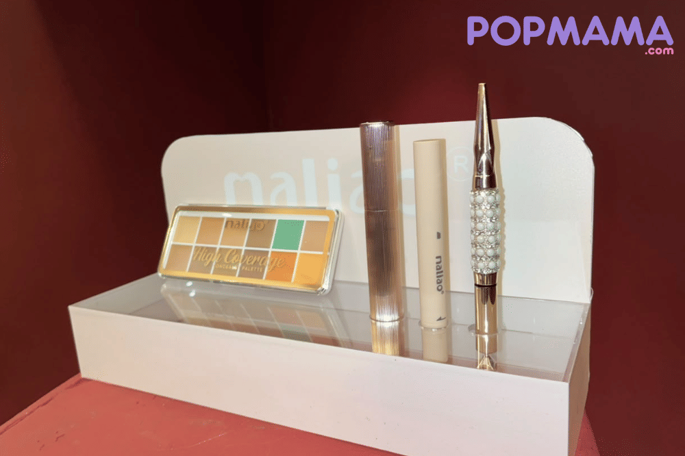 Eyeliner untuk tatapan mata yang tajam