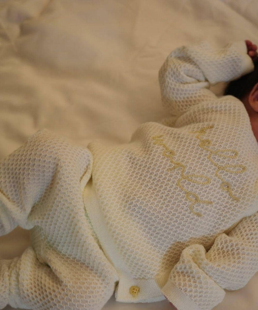 Chelsea dan Rob masih merahasiakan wajah Baby Clea
