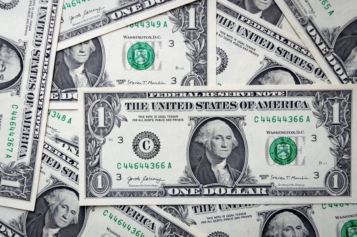 Kapan Harus Memilih Dolar untuk Tabungan Pendidikan Anak?