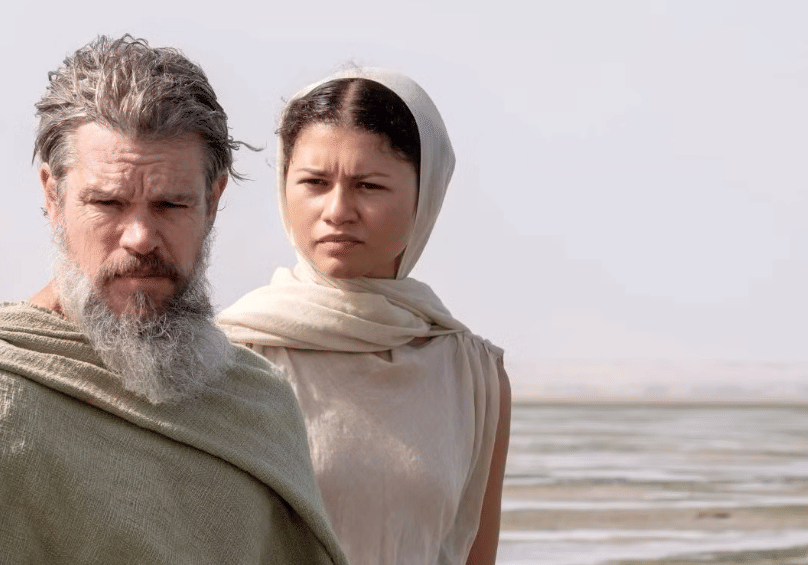  Zendaya menerima hampir Rp90 miliar
