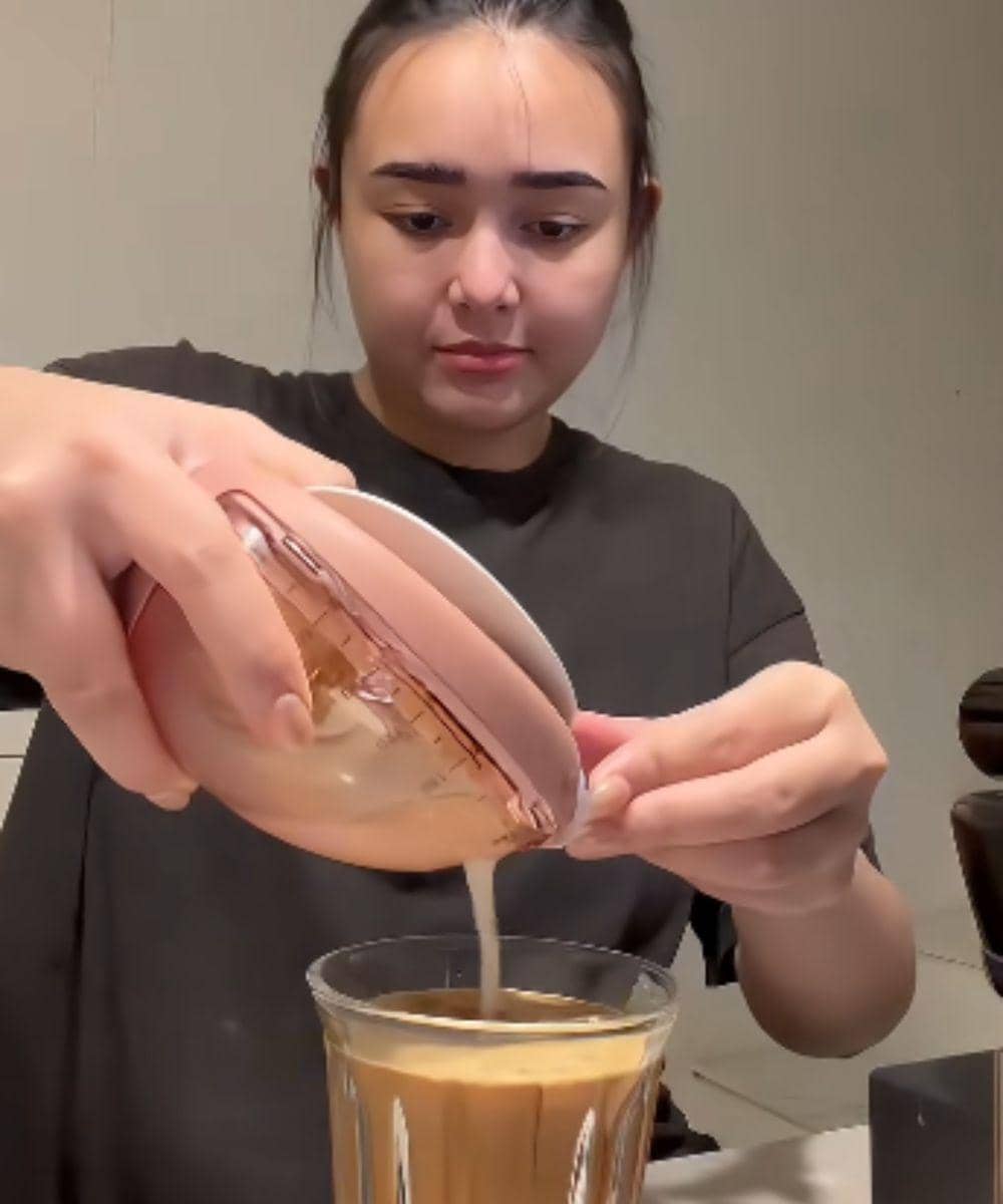 Secara medis, ASI memang bisa diminum orang dewasa