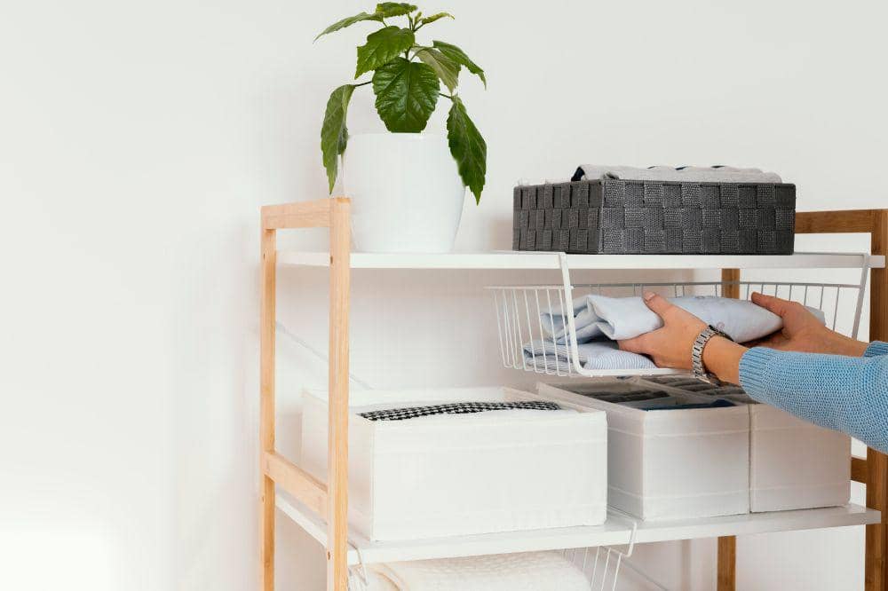 7 Cara Membuat Kamar Terlihat Lebih Terang