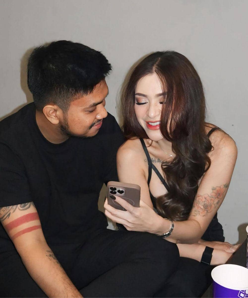 Sempat memberi kode akan segera menikah