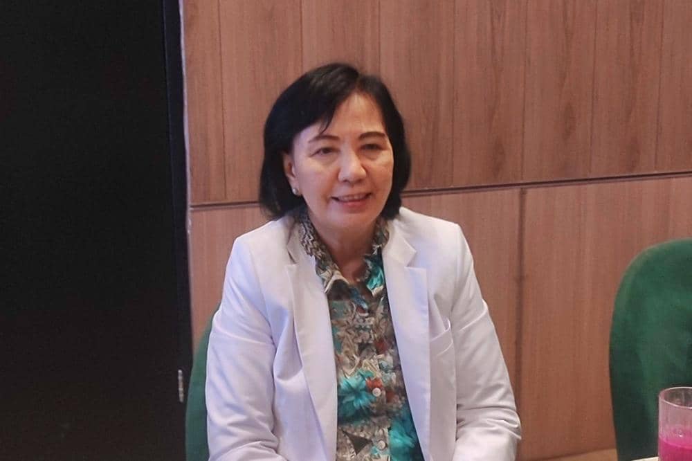 dr. Eva Jeumpa Soelaeman, Sp.A (K) dokter gastroenterologi anak