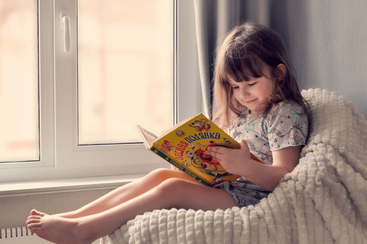 Anak Lancar Membaca tapi Tidak Paham Isi Bacaan, Apa Penyebabnya? 