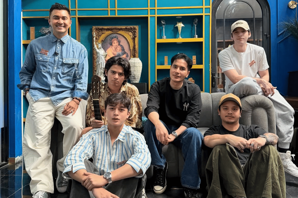 Cast series Bunga di Tepi Jurang