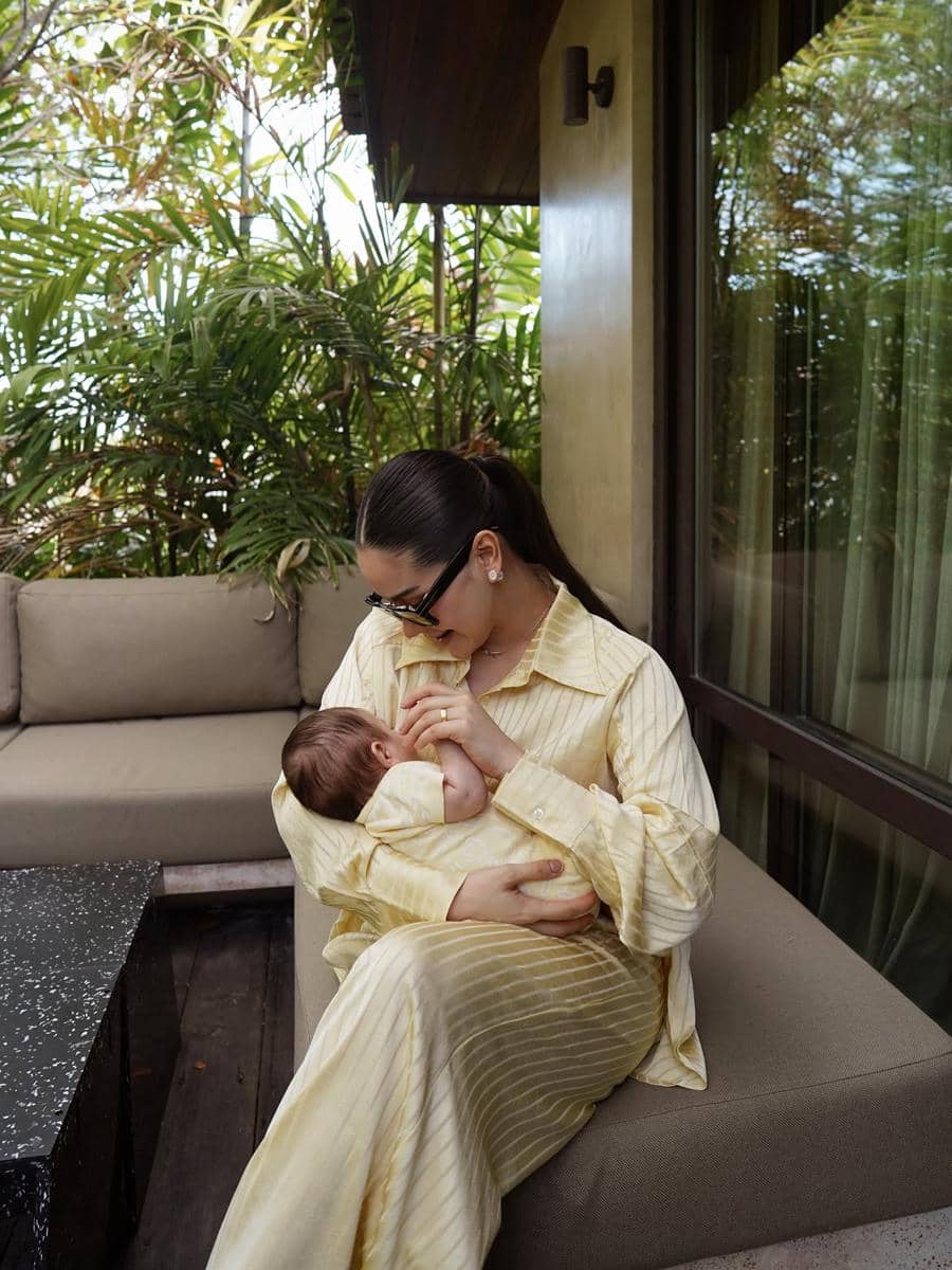 Foto Soleil tampil kompak dengan Alyssa Daguise