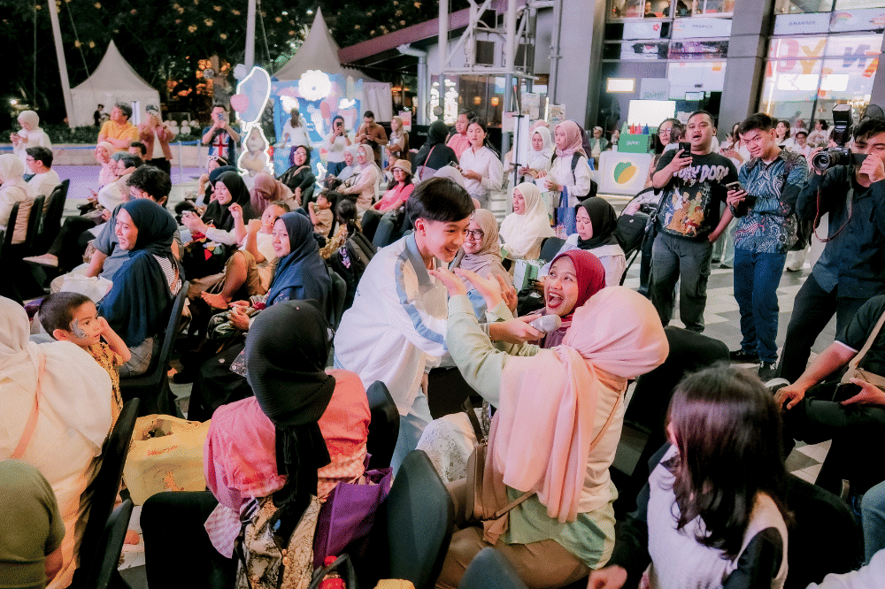 Suara merdu dan aksi panggung yang sukses pukau anak-anak