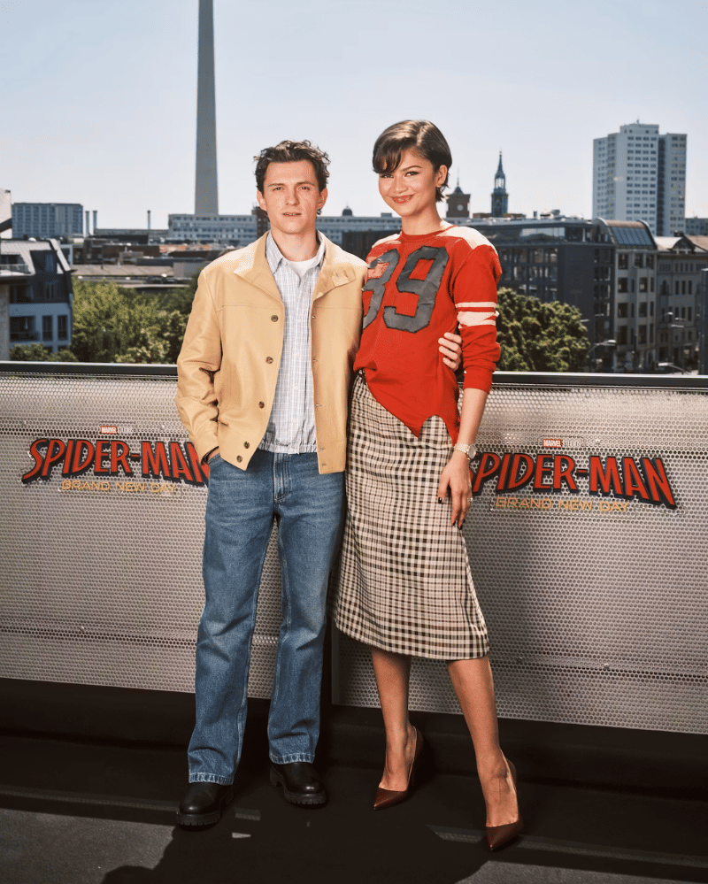 tom & zendaya (6).png