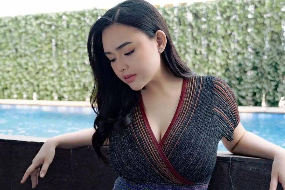 Amanda Manopo Menangis Gegara ASI Tak Keluar, Pilih Pakai Susu Formula.jpg