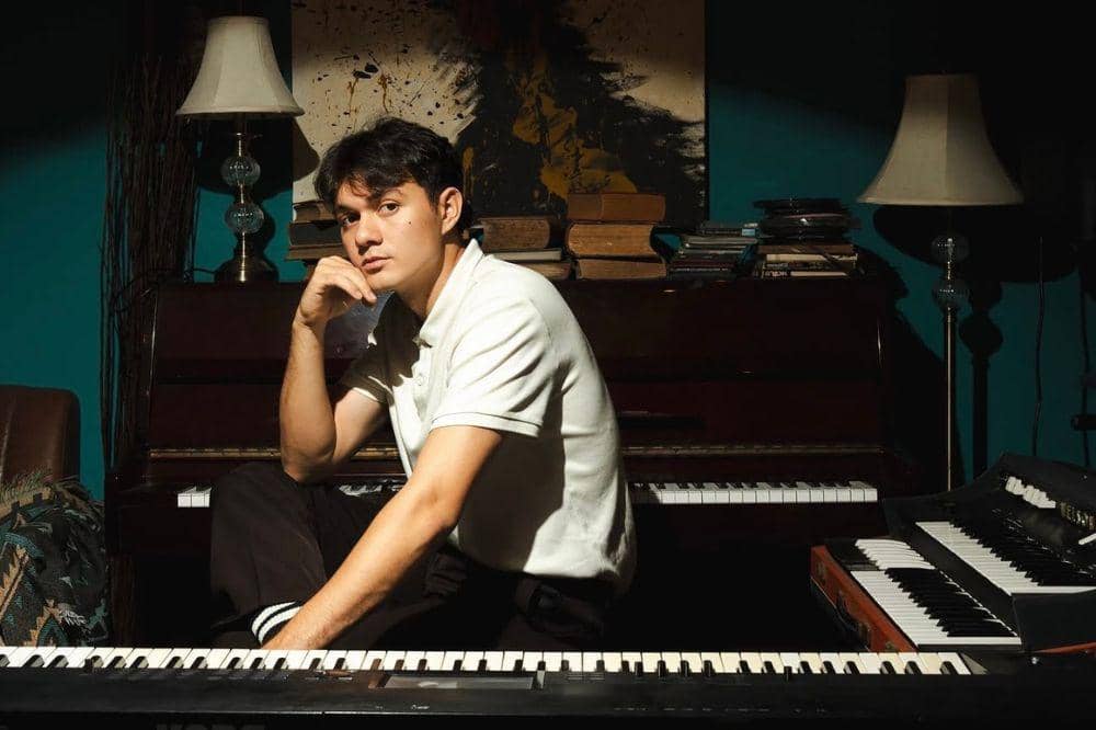 Makna lirik lagu 'biar kita jadi kenangan' 1