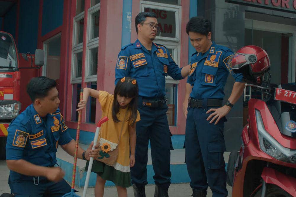 Review film Kado Untuk Ibu 3