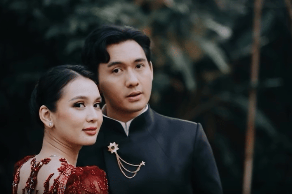 Lamaran Dea Annisa dan Achmad Zacky