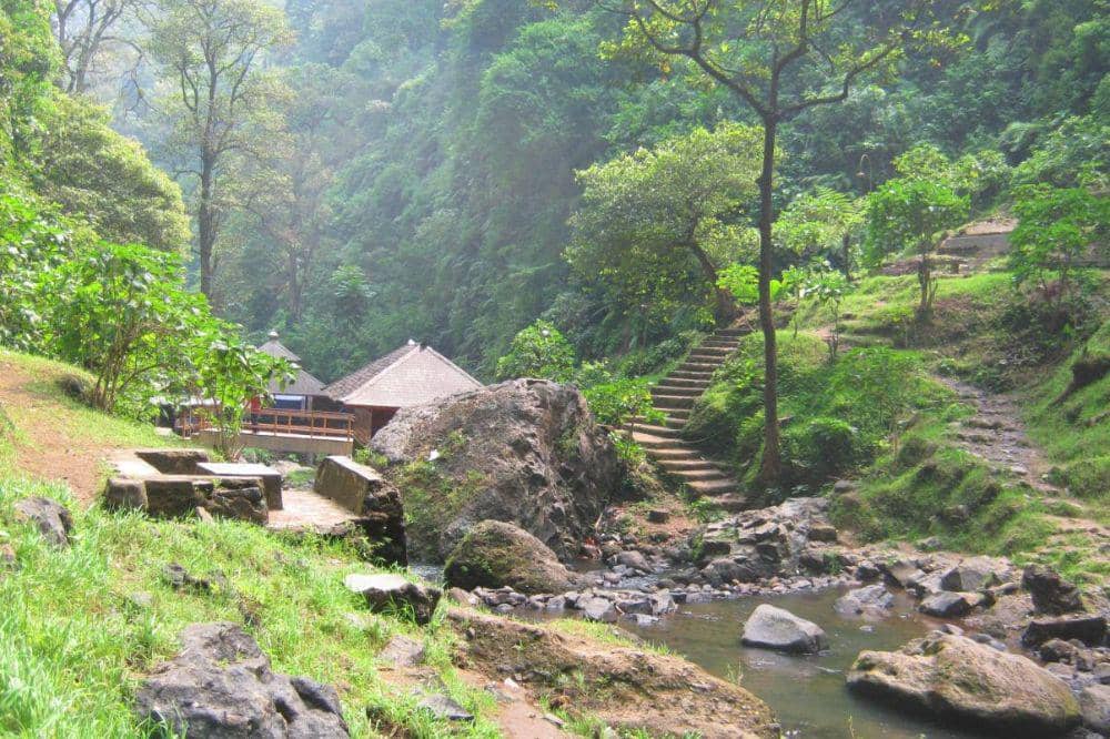 5 Wisata Alam Cimahi yang Cocok Dikunjungi buat Healing di Akhir Pekan