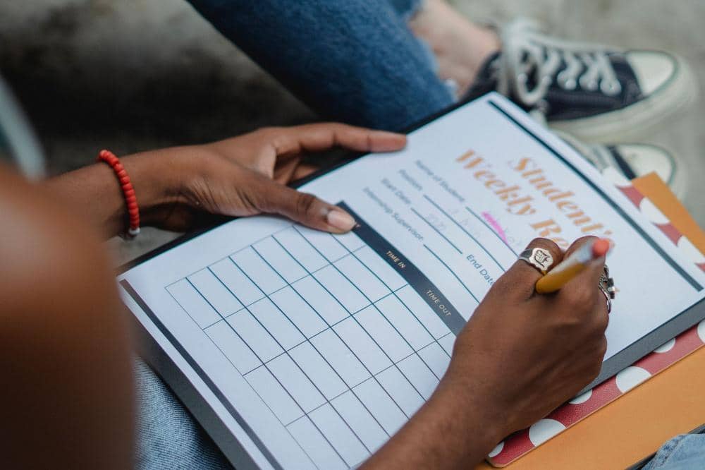 Gaya belajar anak tipe ISTJ adalah buat jadwal harian rutin