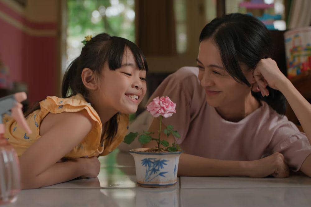 Review film Kado Untuk Ibu 4