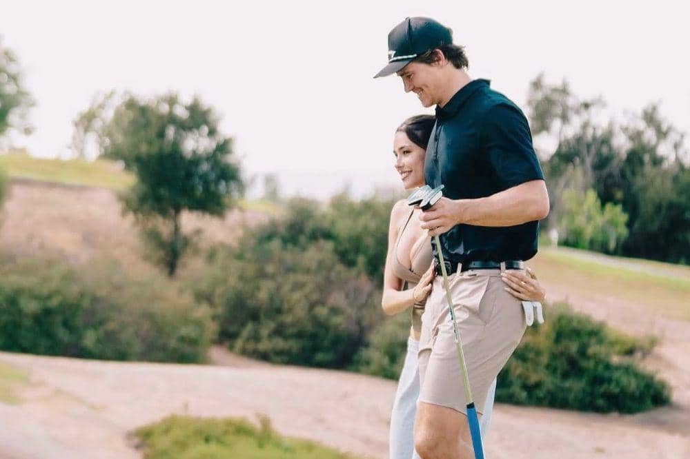 Maddison Beer terima lamaran Justin Herbert 2
