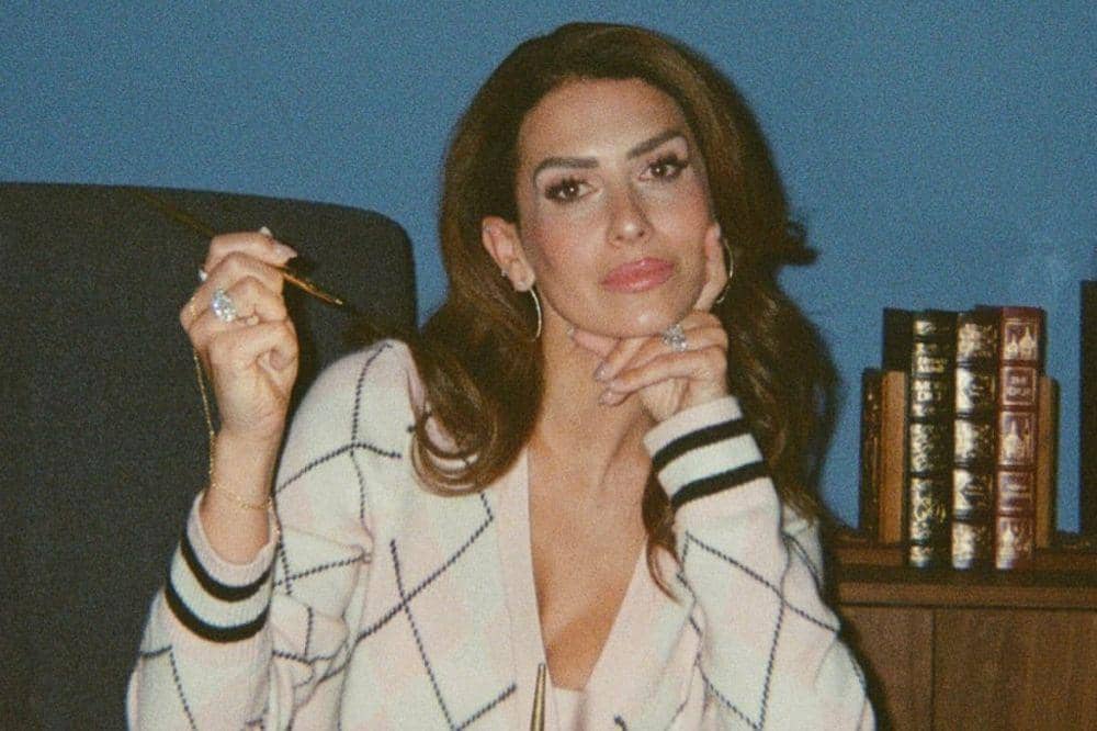 Pilih Badan Bugar, Hilaria Baldwin Tak Kejar Langsing Usai Melahirkan (4).jpg