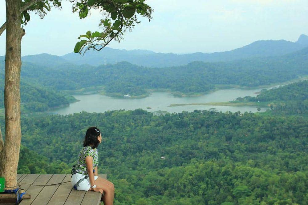 Fasilitas di Wisata Alam Kalibiru