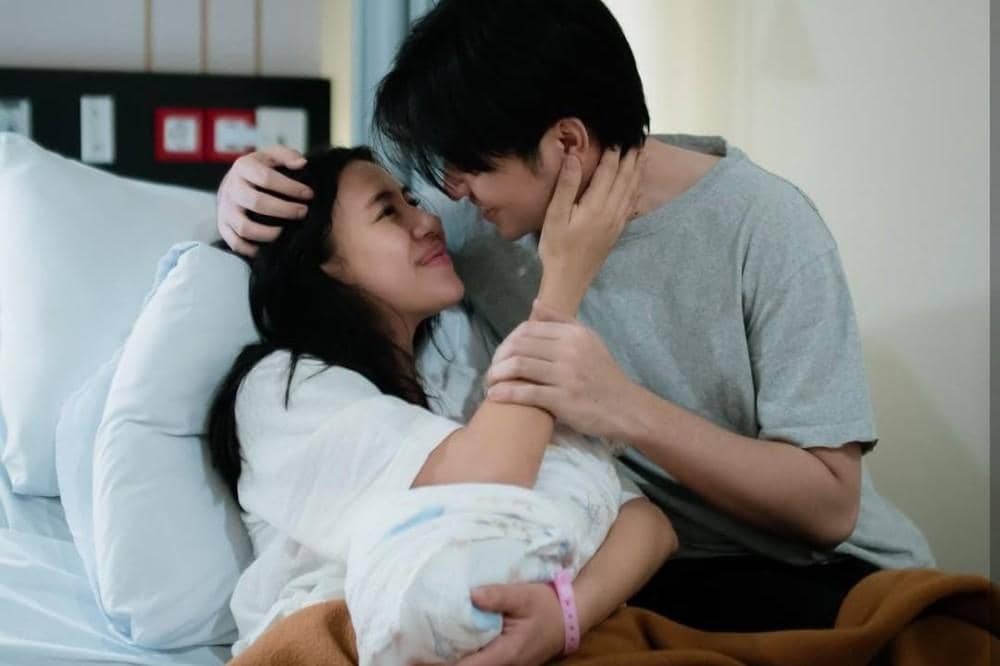 10 Potret Momen Persalinan Shenina Melahirkan Anak Pertamanya