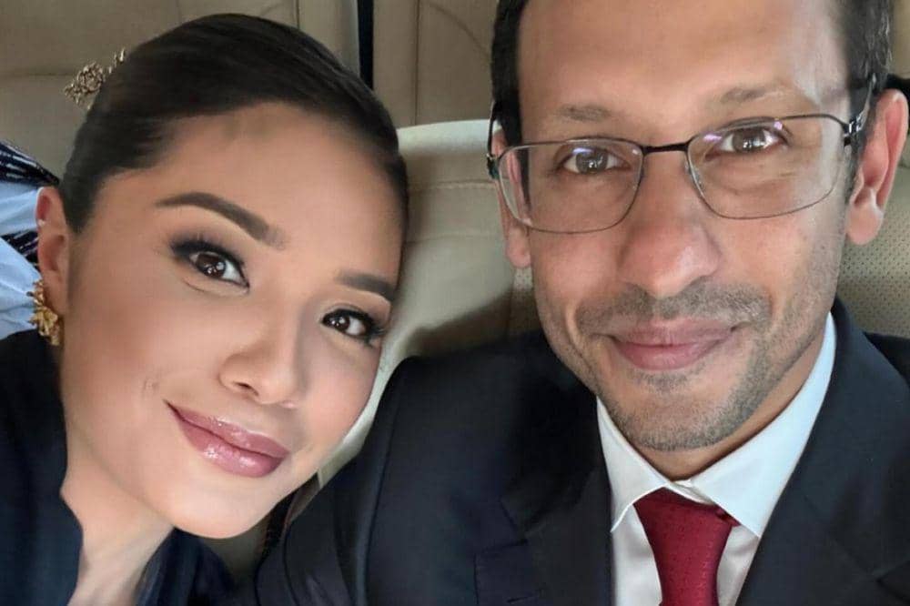 Menjaga kredibilitas komunikasi dengan klarifikasi terbuka