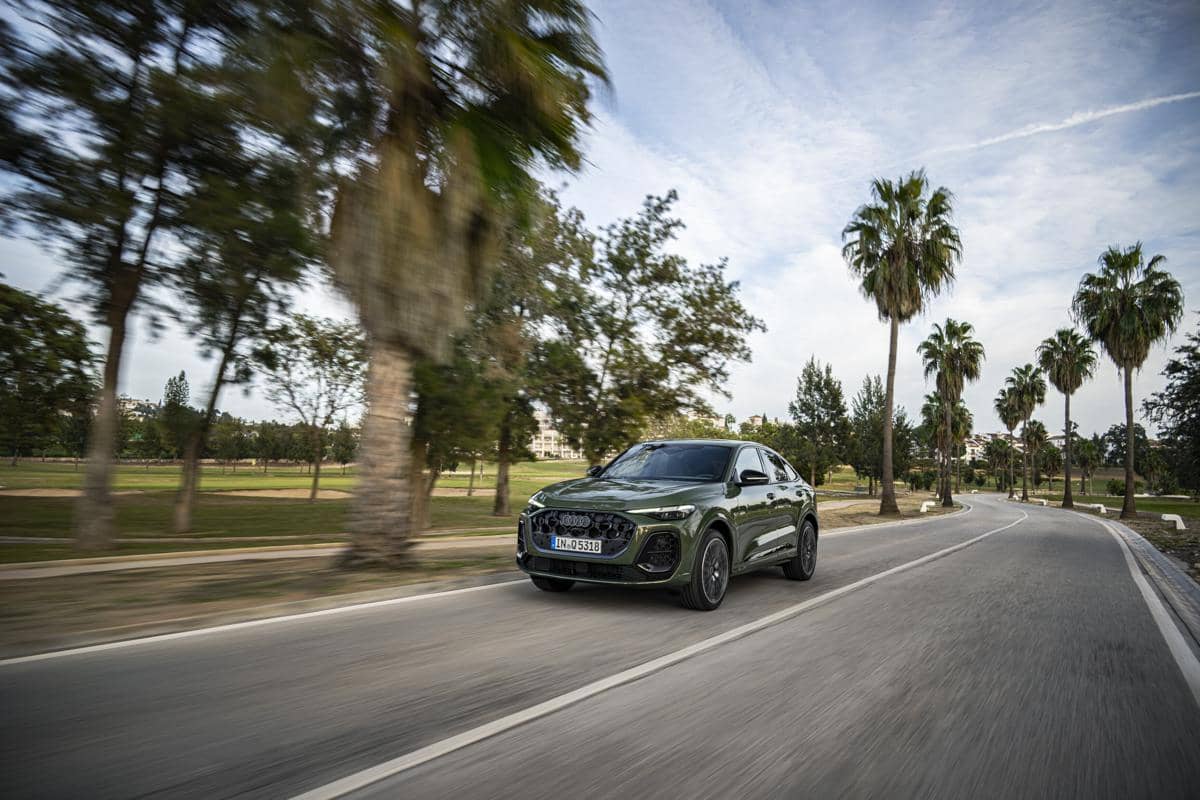 Audi Q5 Sportback District Green, SUV Mewah dengan Desain Modern