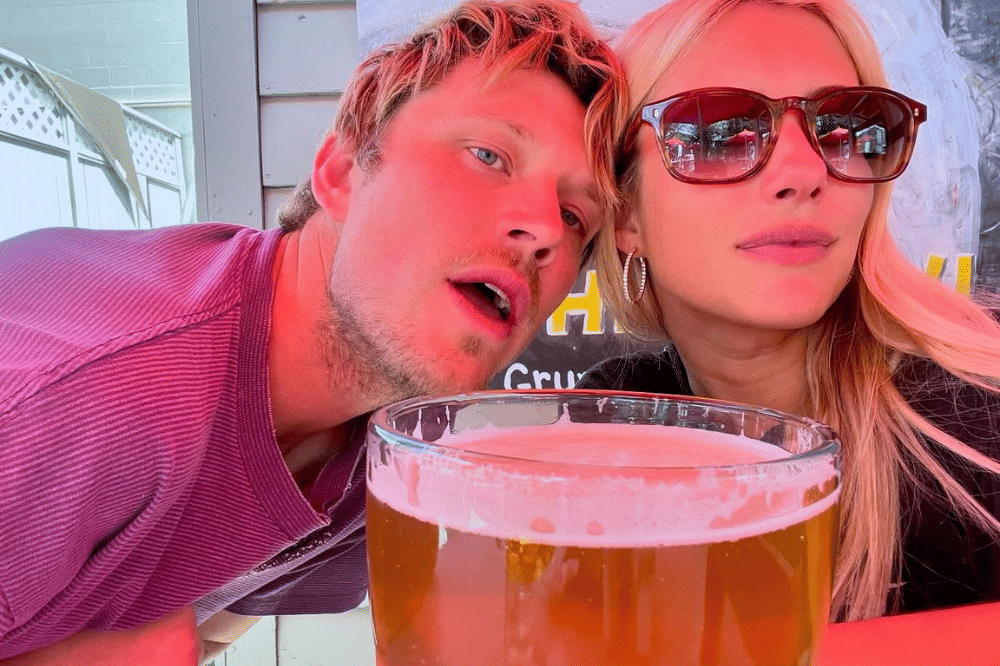 Foto Emma dan Cody 4