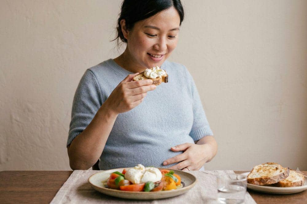 Konsumsi burrata cheese perlu diperhatikan saat hamil
