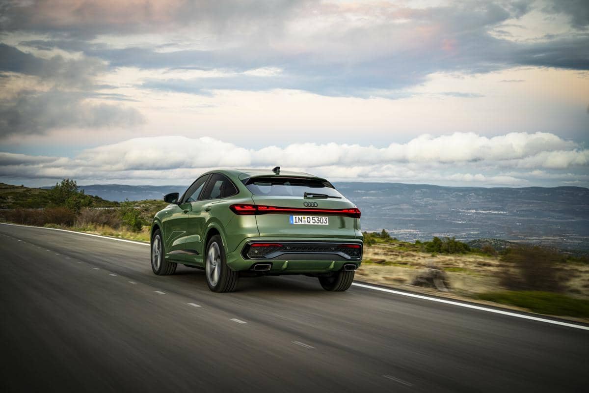 Audi Q5 Sportback District Green, SUV Mewah dengan Desain Modern