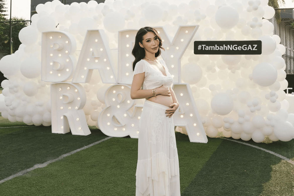 Momen gender reveal kehamilan Angie Prijanto, istri Ranggaz Laksamana
