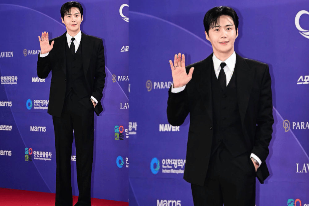 Kim Seon Ho tebar senyuman manis dengan setelan jas tiga lembar