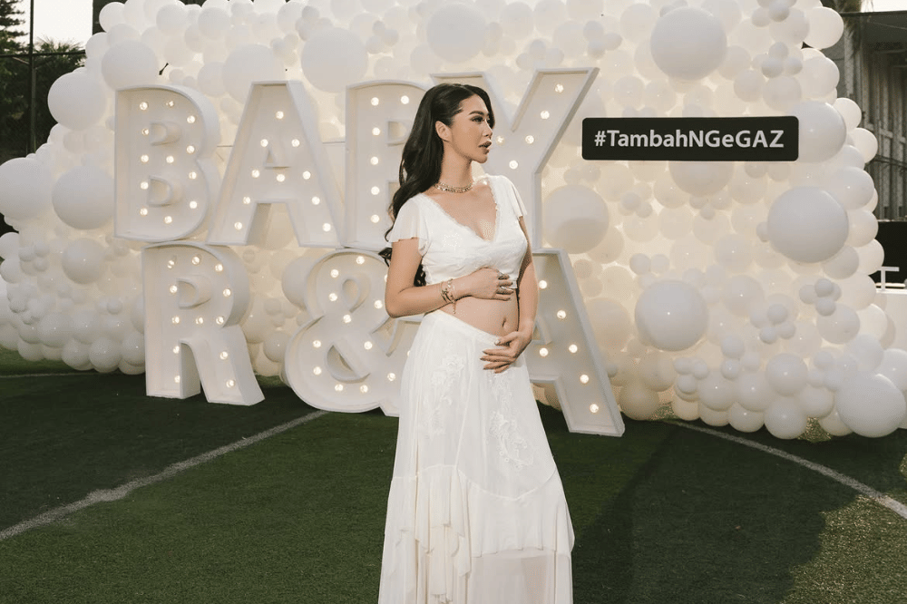 Momen gender reveal kehamilan Angie Prijanto, istri Ranggaz Laksamana