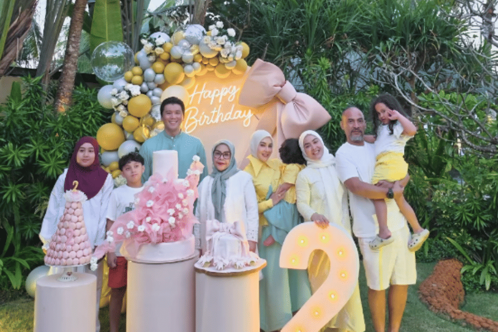 Foto ultah anak Syahrini 3 