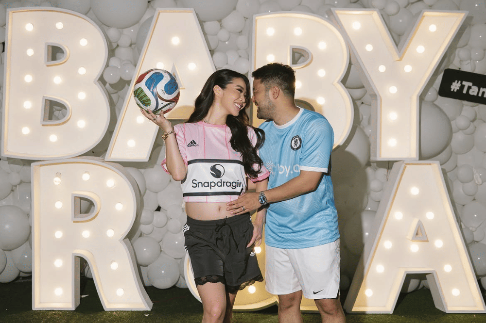 Momen gender reveal kehamilan Angie Prijanto, istri Ranggaz Laksamana