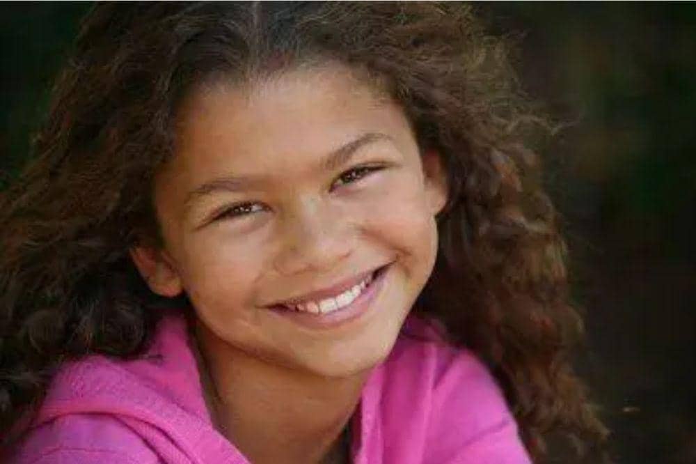 transformasi zendaya kecil 