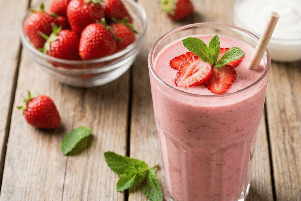 Strawberry Yogurt Smoothie untuk Keseimbangan Flora Vagus