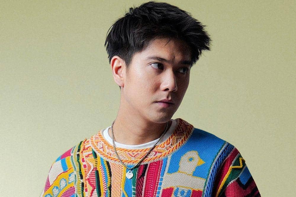 Iqbaal Ramadhan Rilis 'Kita Melawan Dunia' OST Operasi Pesta Copet