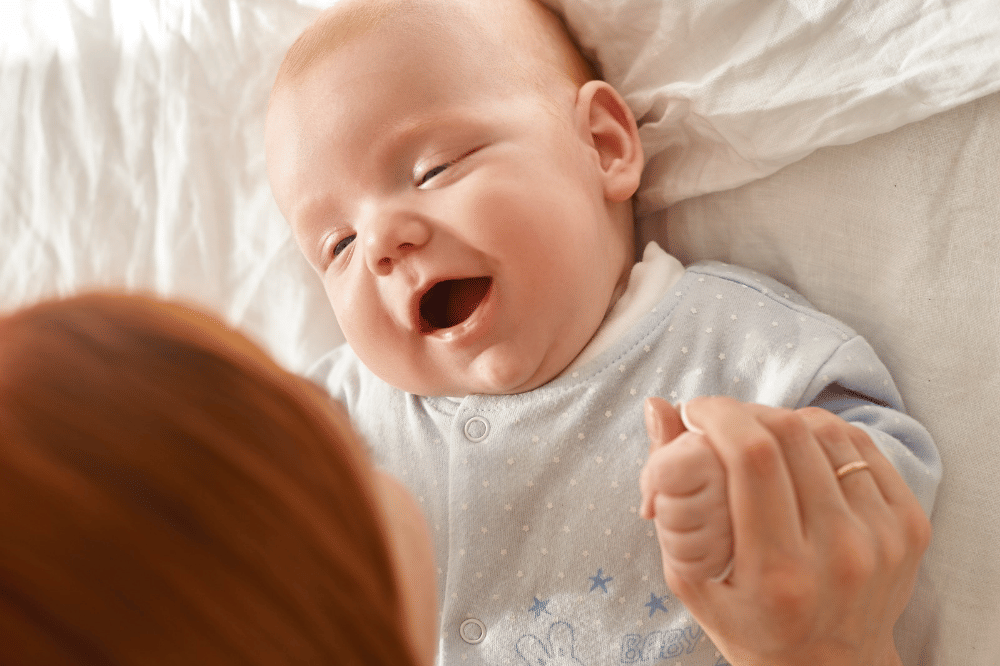 Umur Berapa Bayi Mulai Mengoceh?