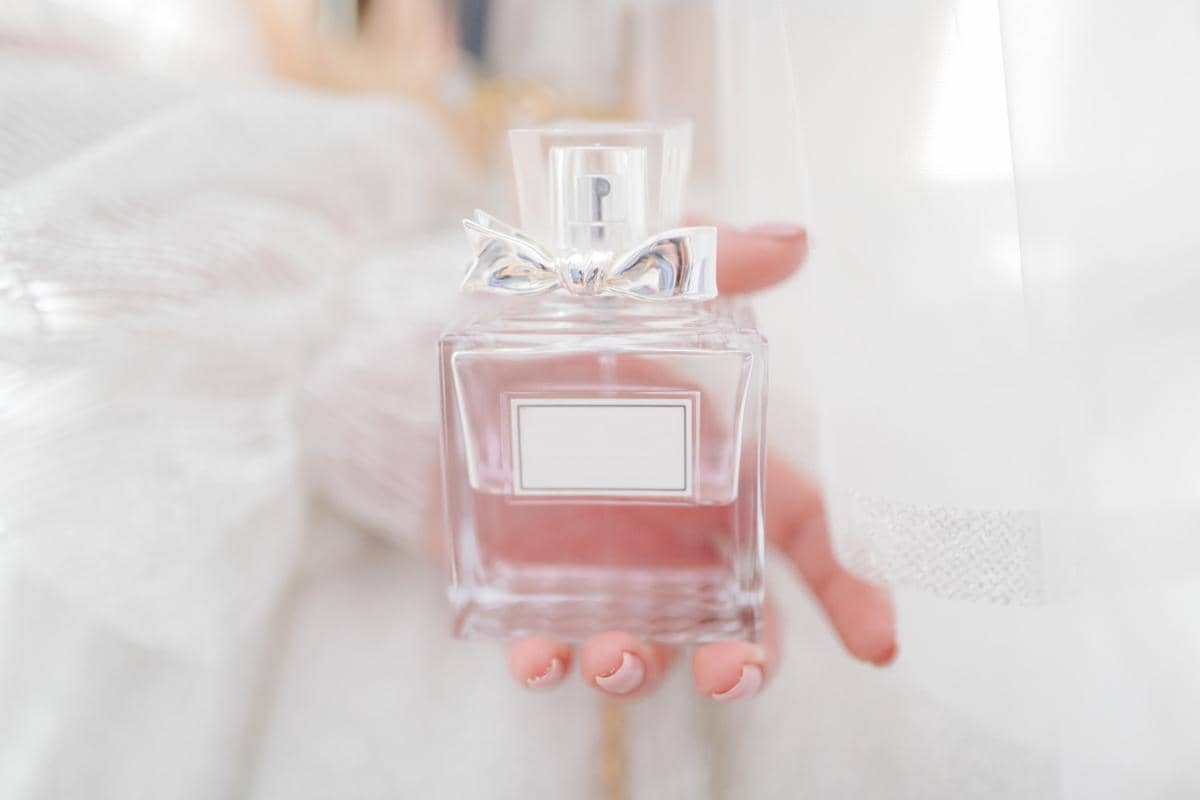 Gunakan parfum secukupnya