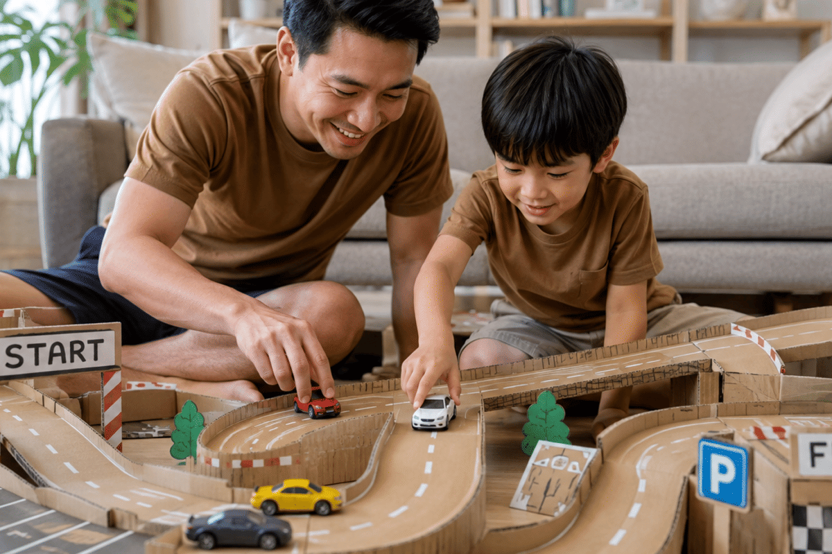 Papa dan anak dapat membuat DIY lintasan mobil mainan dari kardus