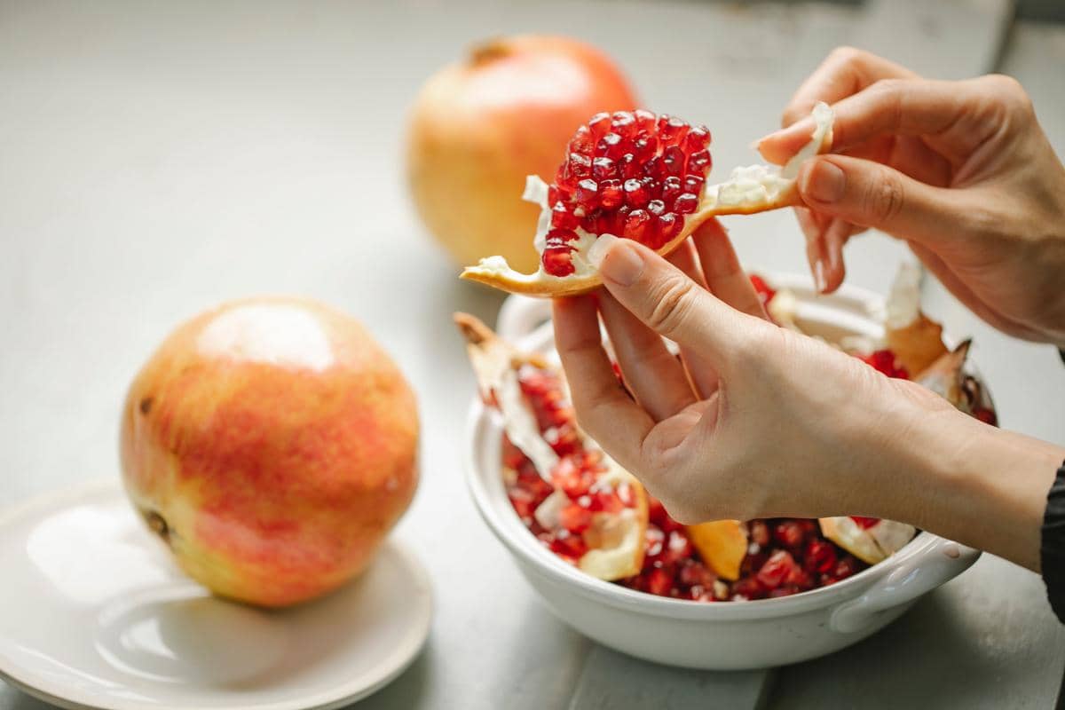 Delima salah satu buah yang bagus untuk kesehatan kulit