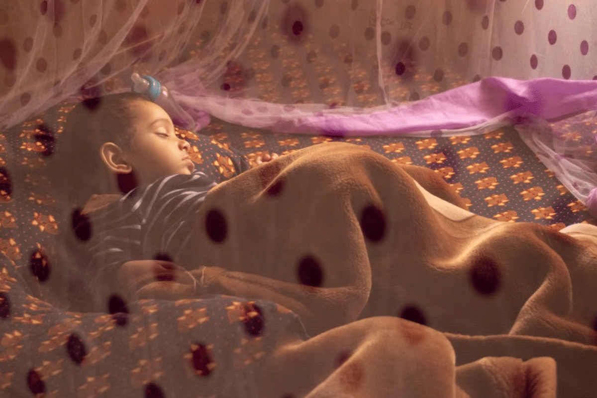 Pasang kelambu agar tidur anak lebih nyaman dan aman dari nyamuk